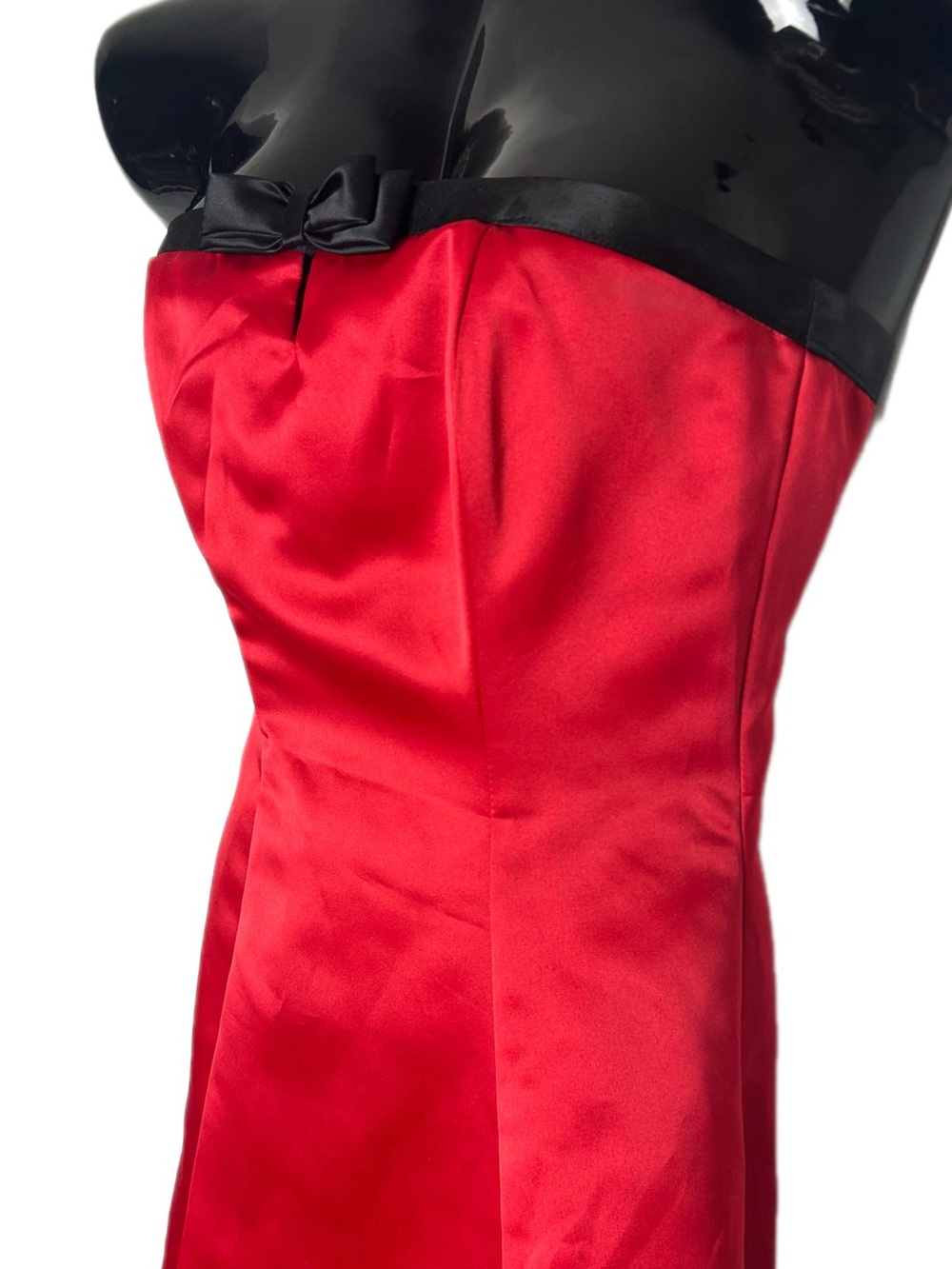 🌺 Fiesta Strapless Red A-Line Satin Cocktail Dress - Picture 8 of 15